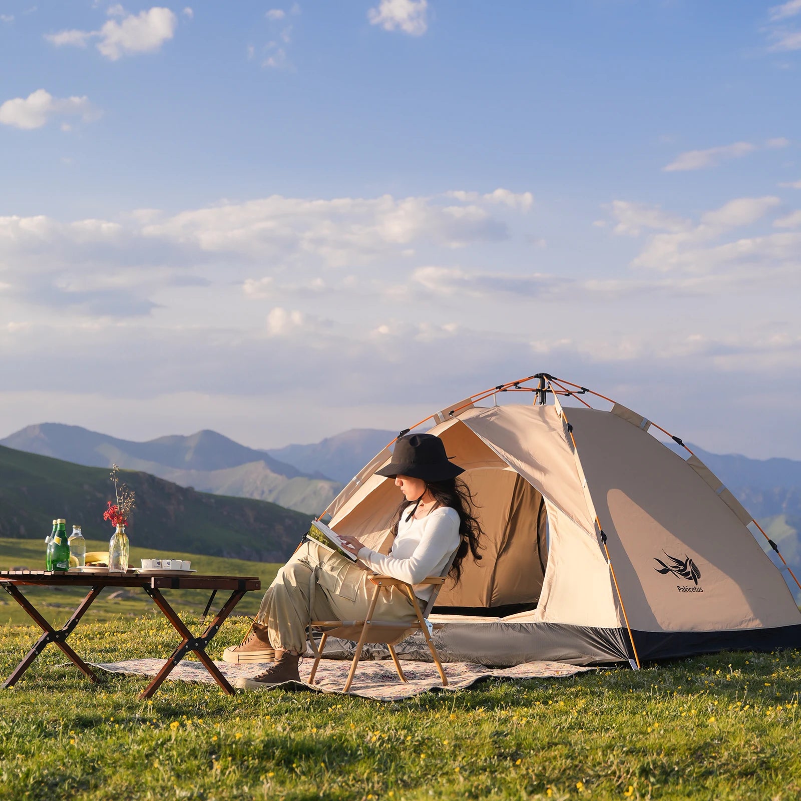 Pakicetus Golden Tent  3-4 Person